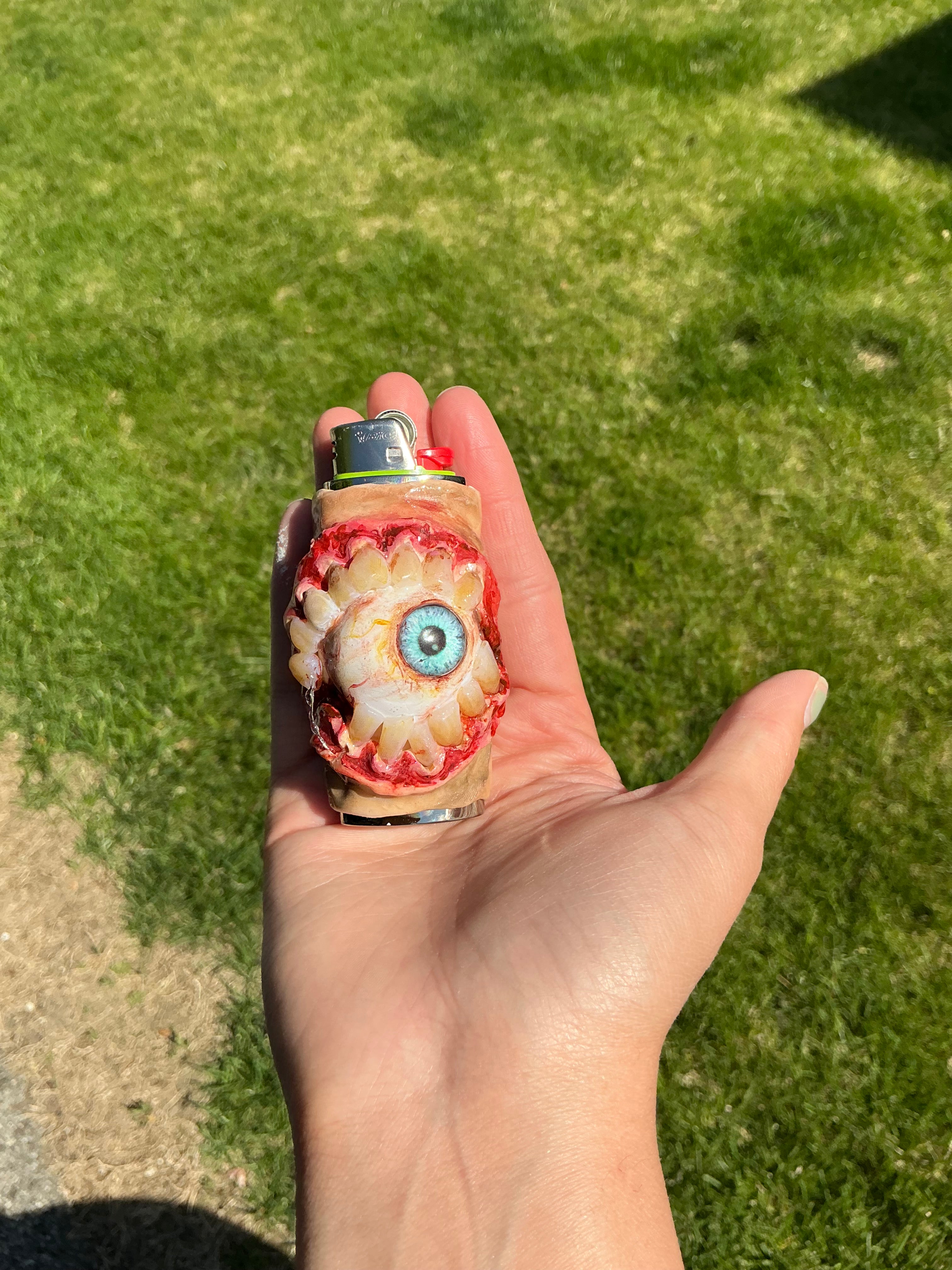 Hungry vision | creepy drooly eye lighter case