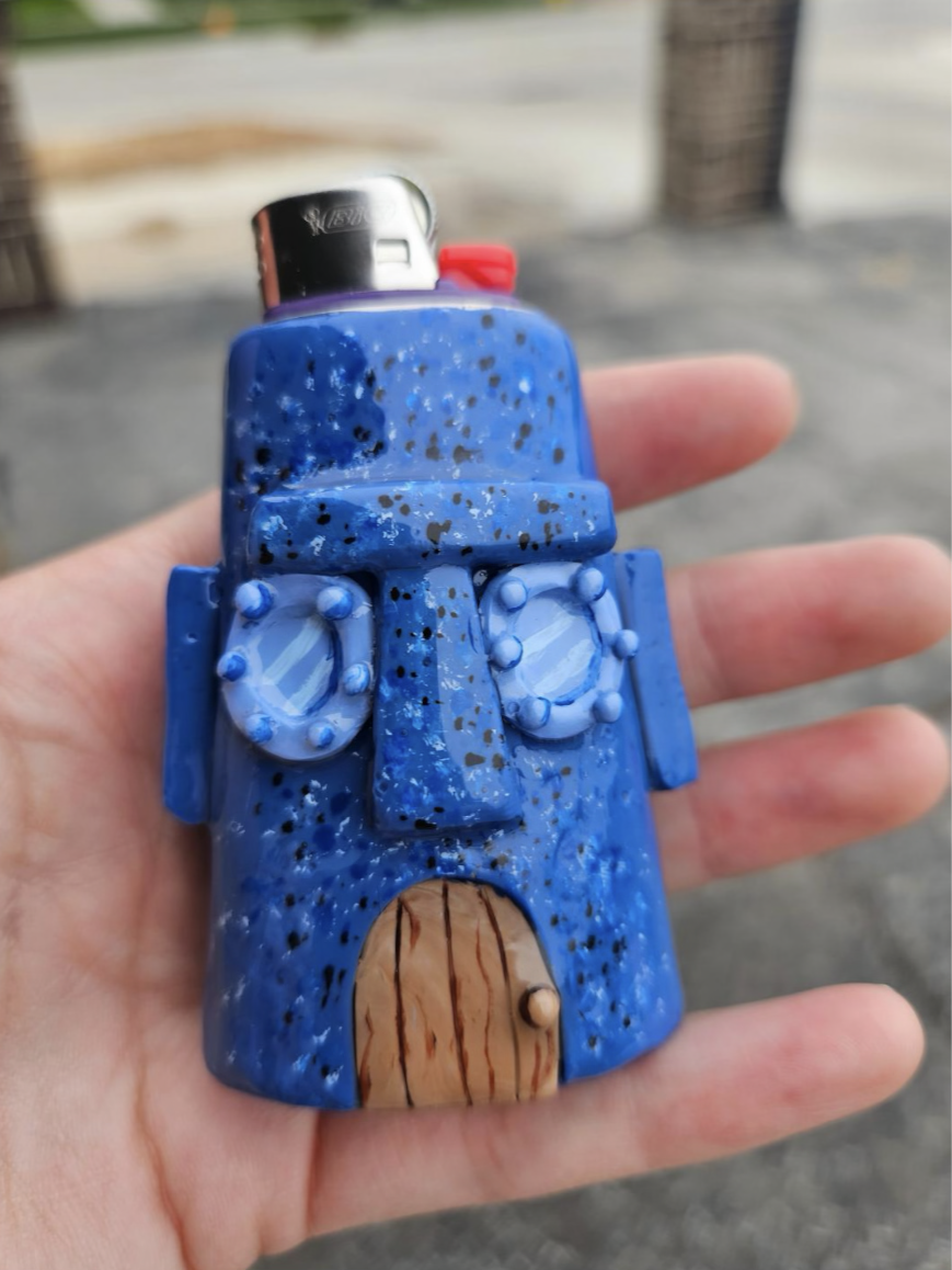 Squidward's House lighter case